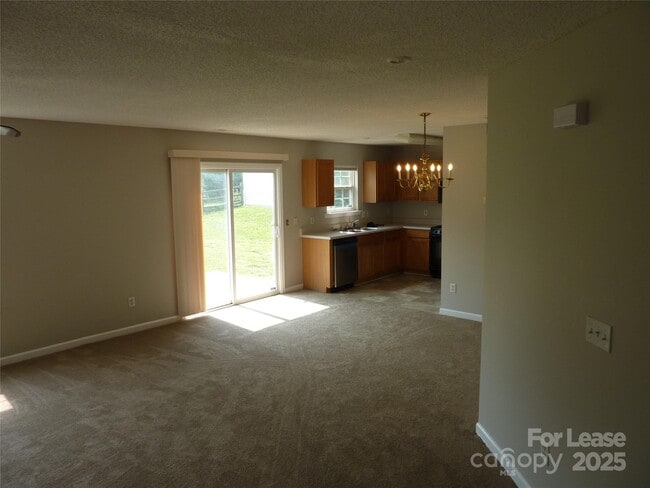 Building Photo - 8841 Laurel Run Dr