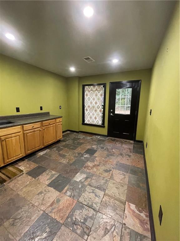 Building Photo - 1370 Springwood Dr NW