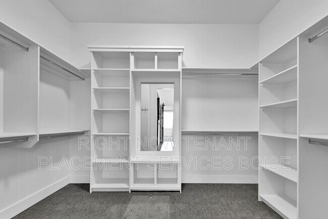 Building Photo - 6705 N Elmstone Way