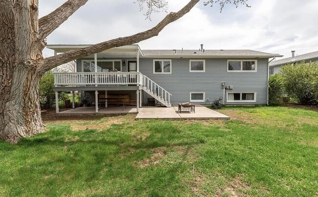 Building Photo - Fully Renovated 4-Bedroom Home, Plus an Office & Two Living/Family Rooms in Prime Bozeman Location