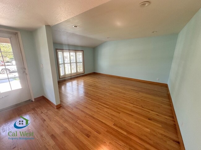 Building Photo - $4795 - South San Jose 4Bd / 2 Ba Single F...