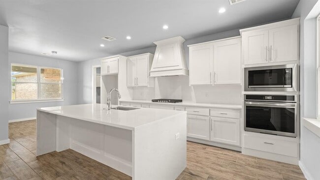 Building Photo - 213 Olde Ml Ct