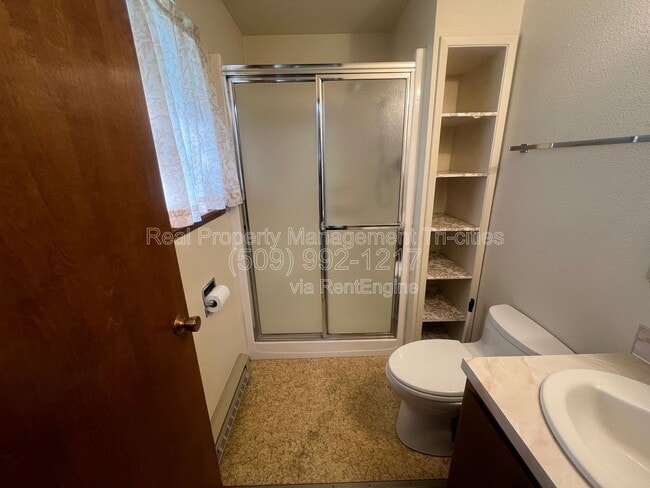 Building Photo - 5210 W Henry St