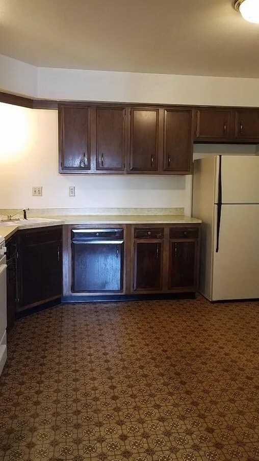 Building Photo - 5674 N 99th St