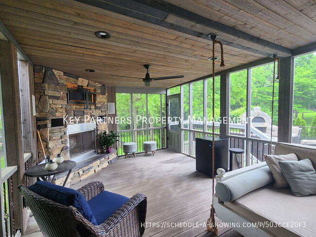 Building Photo - 5812 N Ames-
