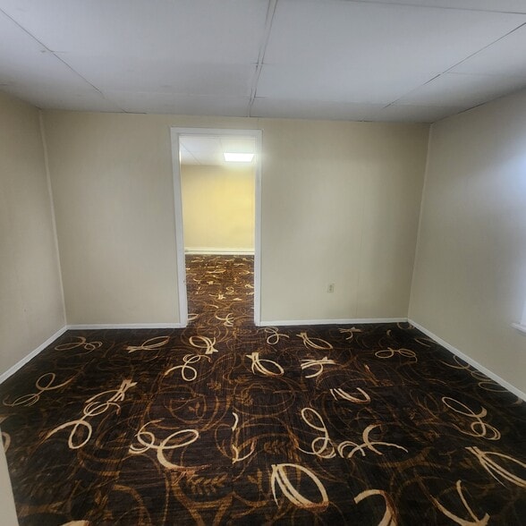 Building Photo - 101 Crawford Ave