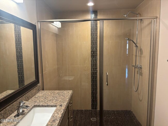 Building Photo - 6350 Escondido Dr