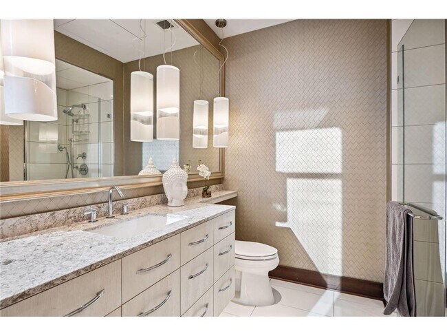 Building Photo - 201 S 11th St