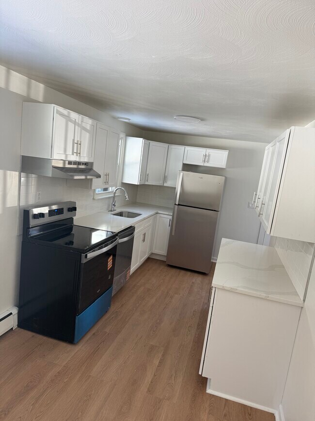 Building Photo - 27 Alpine Dr