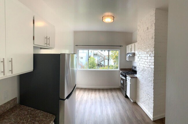 Building Photo - 756-758-758 8th Ave