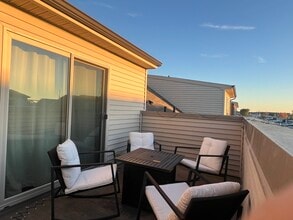 Building Photo - 214 S Newkirk St