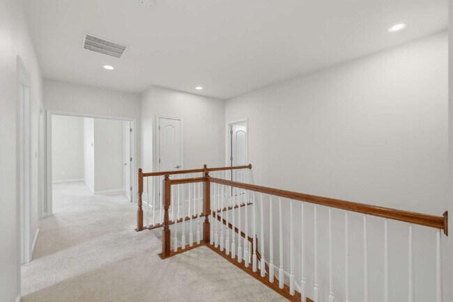 Building Photo - Sophisticated Colonial Offering Refined Finishes, Gourmet Kitchen & Spacious Floor Plan