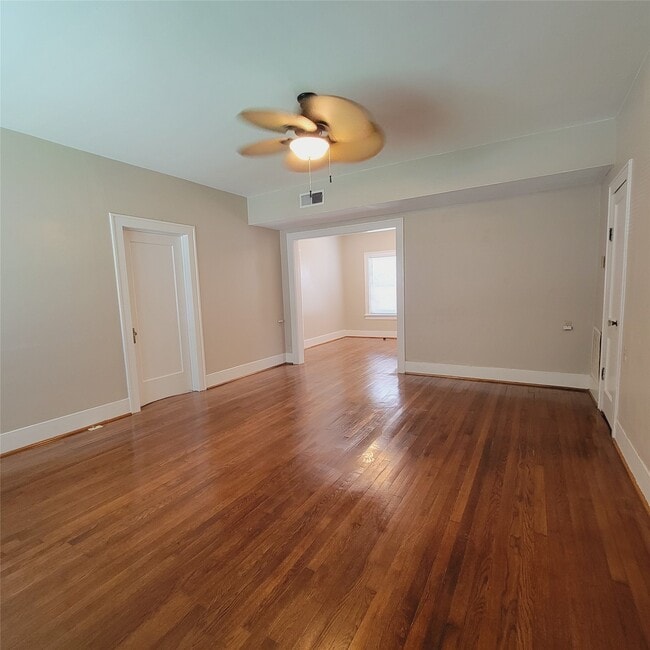 Building Photo - 2408 Huldy St