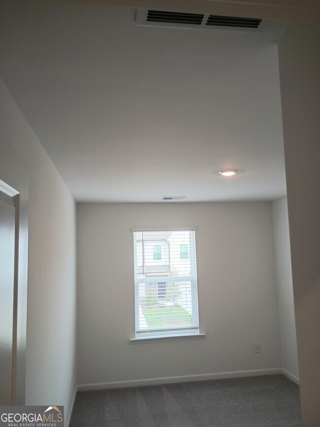 Building Photo - 248 Kenoot Dr