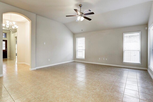 Building Photo - 17303 Verde Park Ln