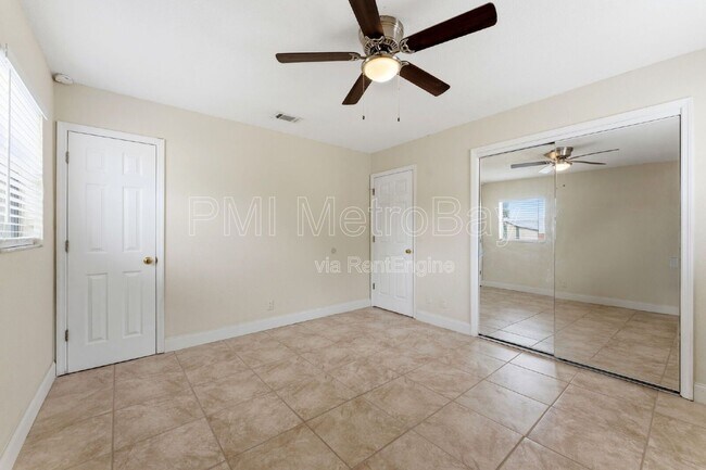 Building Photo - 6406 Axelrod Rd