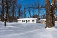 Building Photo - 57 Beechwood Rd