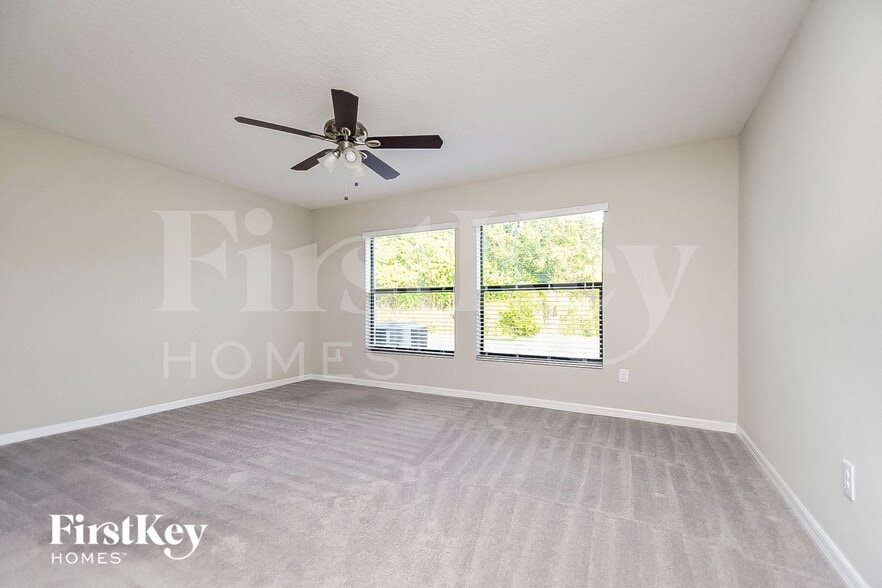 Building Photo - 9725 Sage Creek Dr