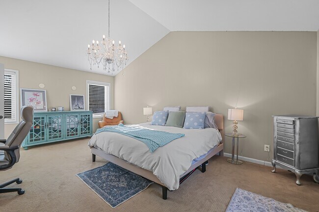 Building Photo - 814 Locust St