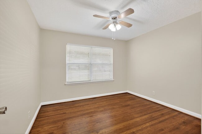 Building Photo - 9610 Maribelle Way
