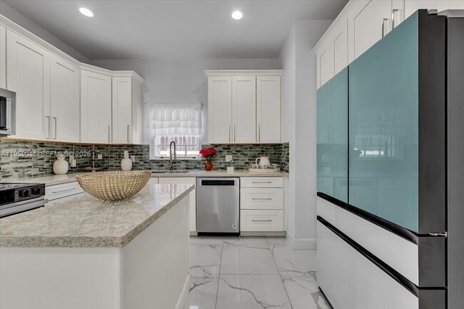 Building Photo - 1700 Cleveland Rd