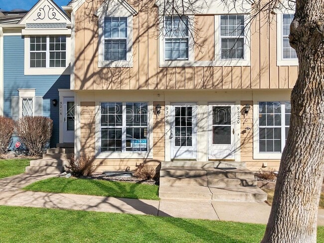 Building Photo - 9218 W Ontario Dr