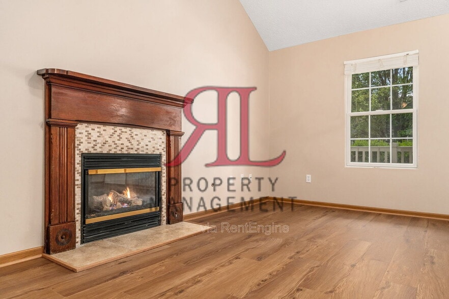 Building Photo - 3000 Papin St