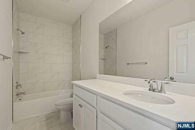 Building Photo - 7 Leahy Dr