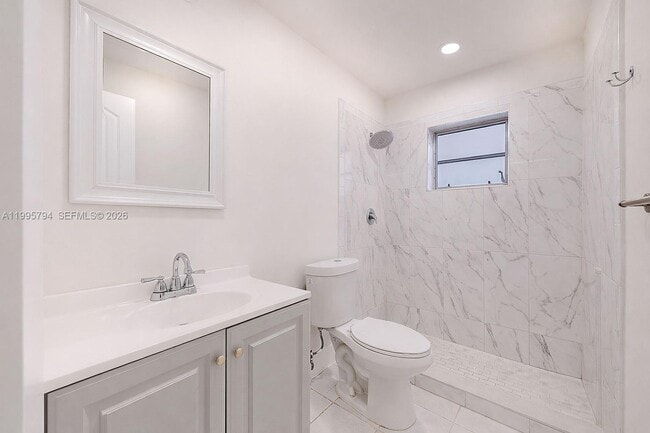 Building Photo - 2436 NW 11th St