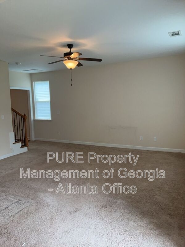 Building Photo - 1650 Tralee Ct