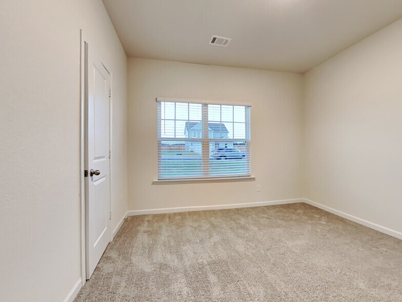 Building Photo - 1161 Amadas Dr