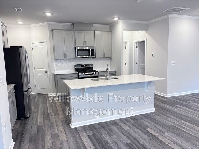 Building Photo - 913 Aspen Pointe Trl