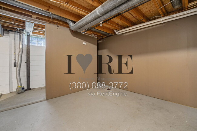 Building Photo - 8376 Covered Wagon Ct