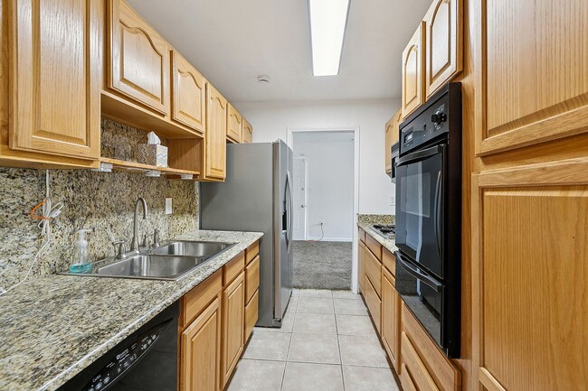 Building Photo - Beautiful Kenner Home 3 Bedroom! Must See!