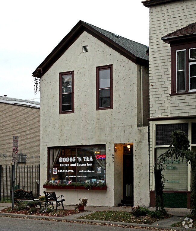 Building Photo - 893-895 Randolph Ave