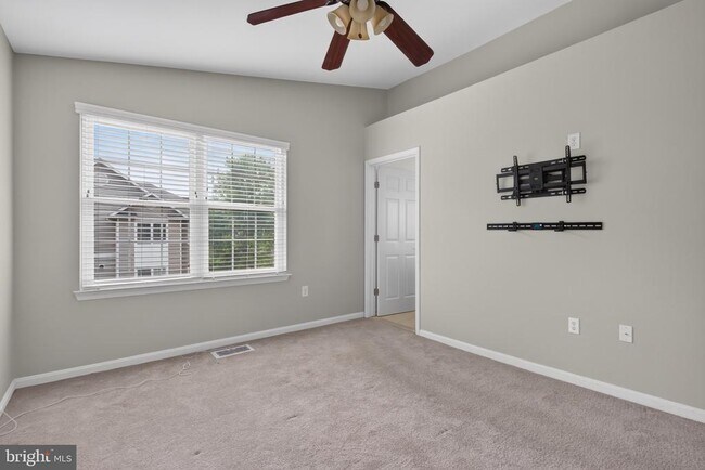 Building Photo - 12825 Fair Briar Ln