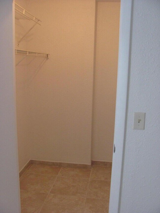 Building Photo - 815 Boynton Beach Blvd