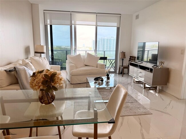 Building Photo - 16385 Biscayne Blvd