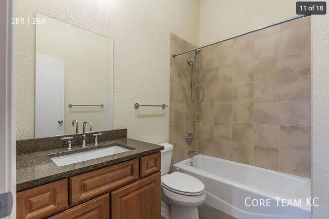Building Photo - 609 Central-1102