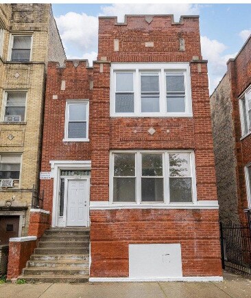 Primary Photo - 3821 W Fillmore St