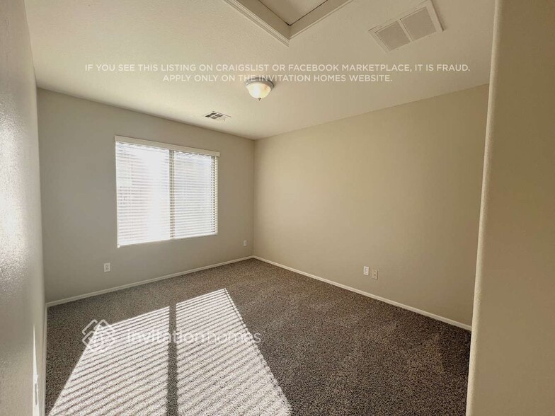 Building Photo - 19464 N Smith Dr