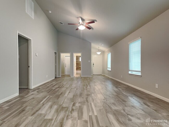 Building Photo - 9834 Gln Brk Ln
