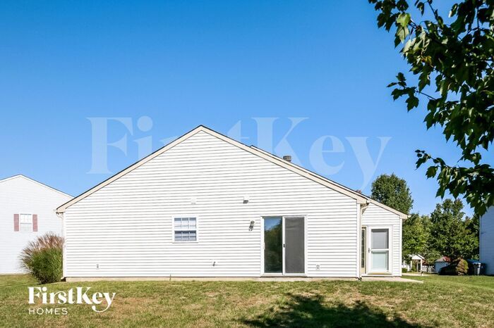Building Photo - 7563 Hollow Reed Ct