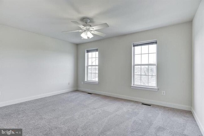 Building Photo - 576 Orchard Ridge Dr