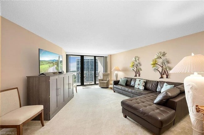 Building Photo - 320 Seaview Ct