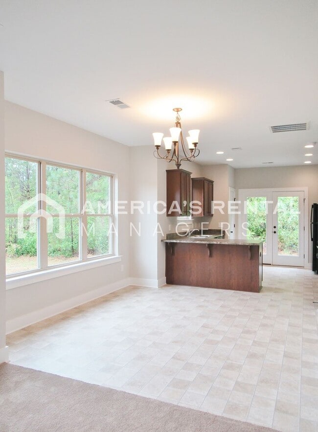Building Photo - DEPOSIT PENDING! Beautiful Town Home with Garage in Chelsea... Available to View Now!!!