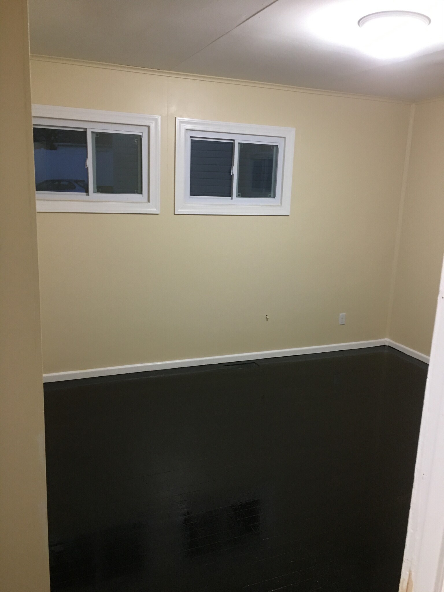 Building Photo - 2451 Danz Ave