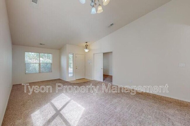 Building Photo - 8116 Long Mesa Pl NW