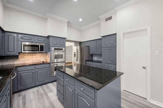 Building Photo - 4351 Bullfinch Ct