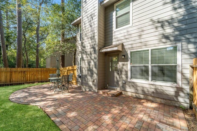 Building Photo - 26 Musgrove Pl